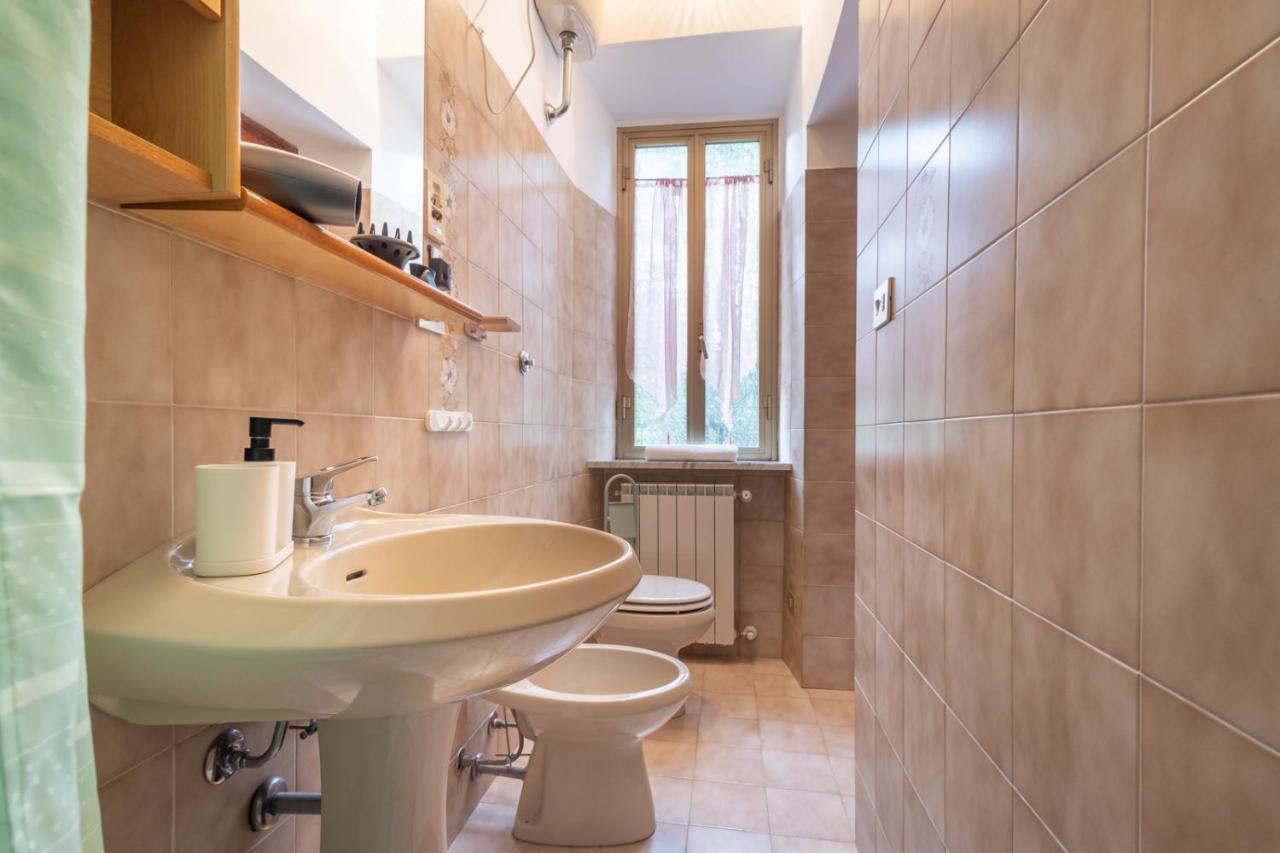 La Verde Rosa - Casa Vacanze A Due Passi Dal Lago Marta Exterior foto